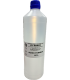 Botella de plástico transparente con tapa azul, conteniendo un litro de ácido fórmico al 85% con etiqueta informativa blanca.