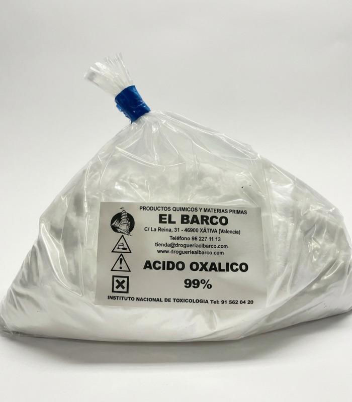 Bolsa plástica transparente sellada con 1kg de ácido oxálico 99% en polvo blanco cristalino.