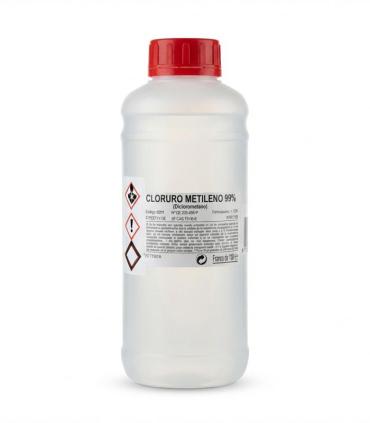 Botella plástica transparente de 1 litro con tapa roja, conteniendo Cloruro de Metileno, con etiquetas de advertencia.