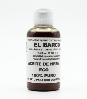 Botella pequeña de plástico transparente con tapa blanca, conteniendo aceite de Neem virgen 100% puro, de color marrón oscuro.